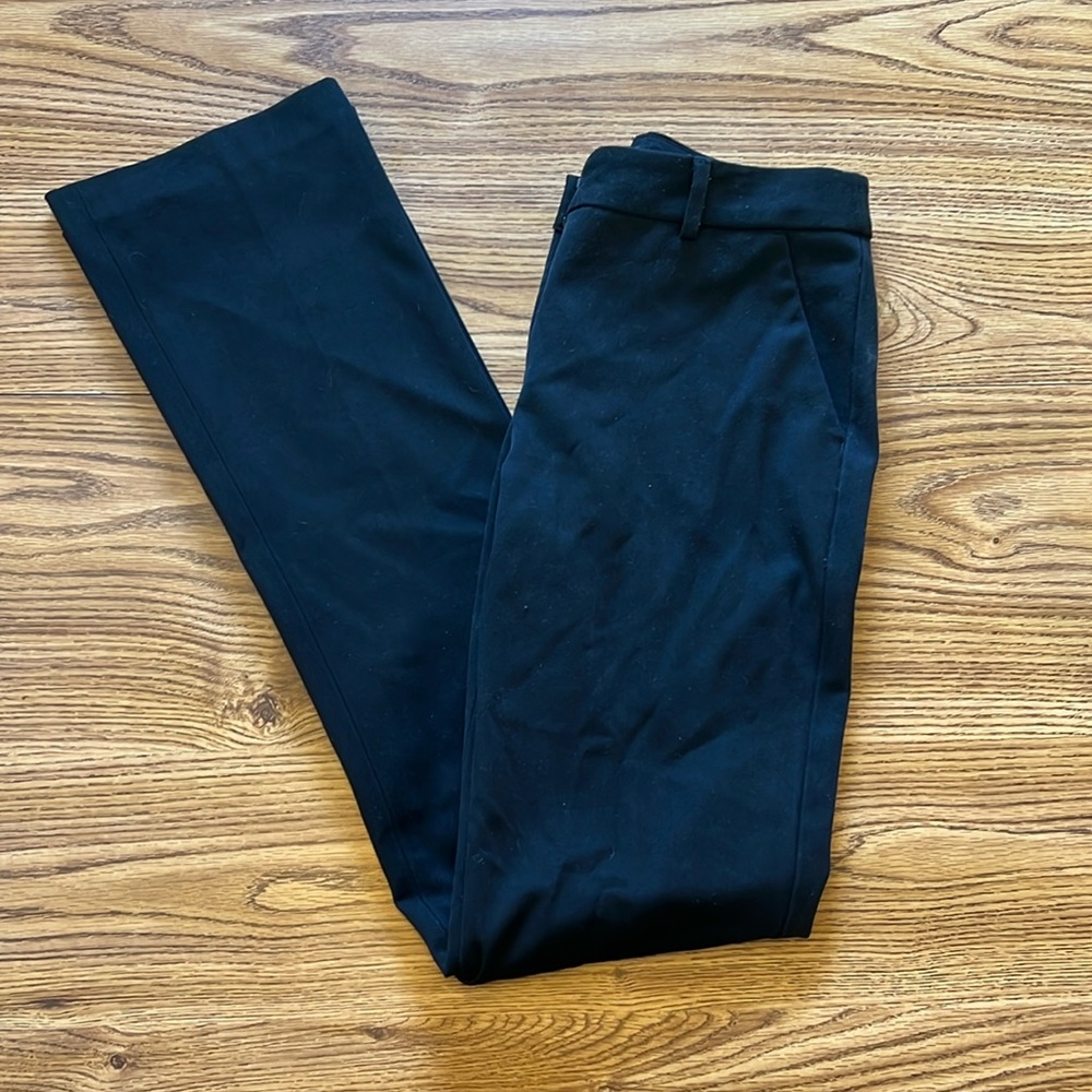 Express Columnist Barely Boot Mid rise Dress Pant in Black size 4 Long